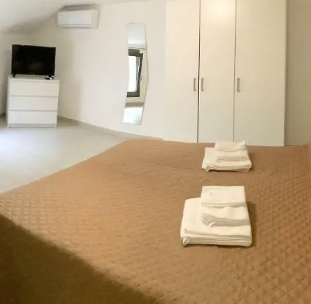 Dammuso Delle Gioie 시클리